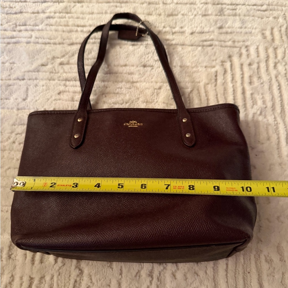Coach Dark Brown Pebbled Leather Tote with Gold Logo - Picture 6 of 7